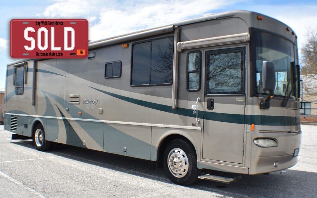 SOLD: 2004 Winnebago Journey 36g