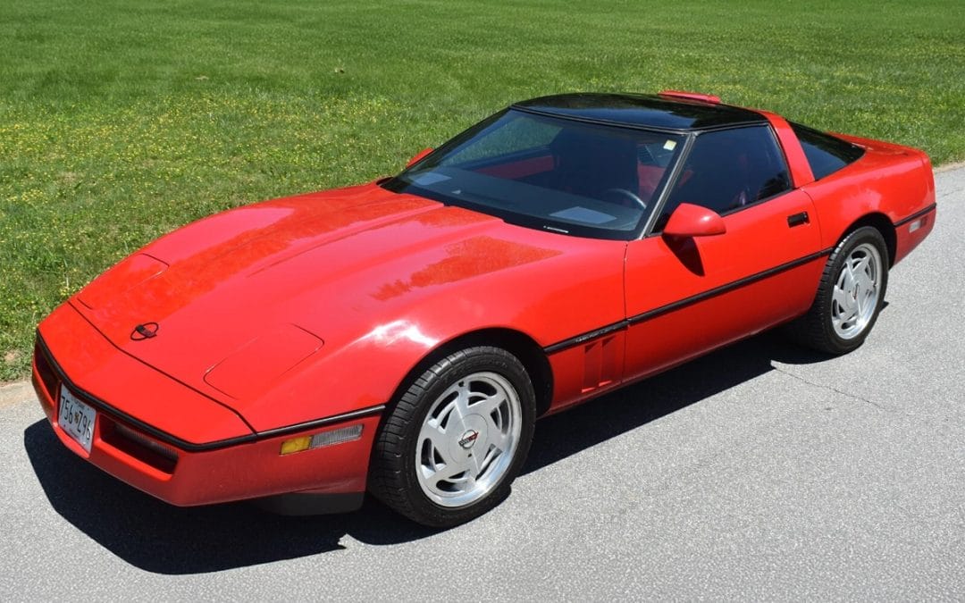 1989 Chevrolet Corvette C4 Flame Red 5.7 L Automatic