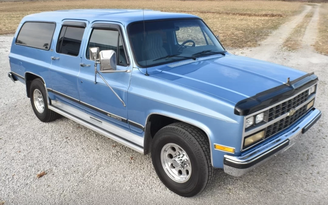 1989 Chevrolet Suburban Silverado R2500 4×2 454 V8